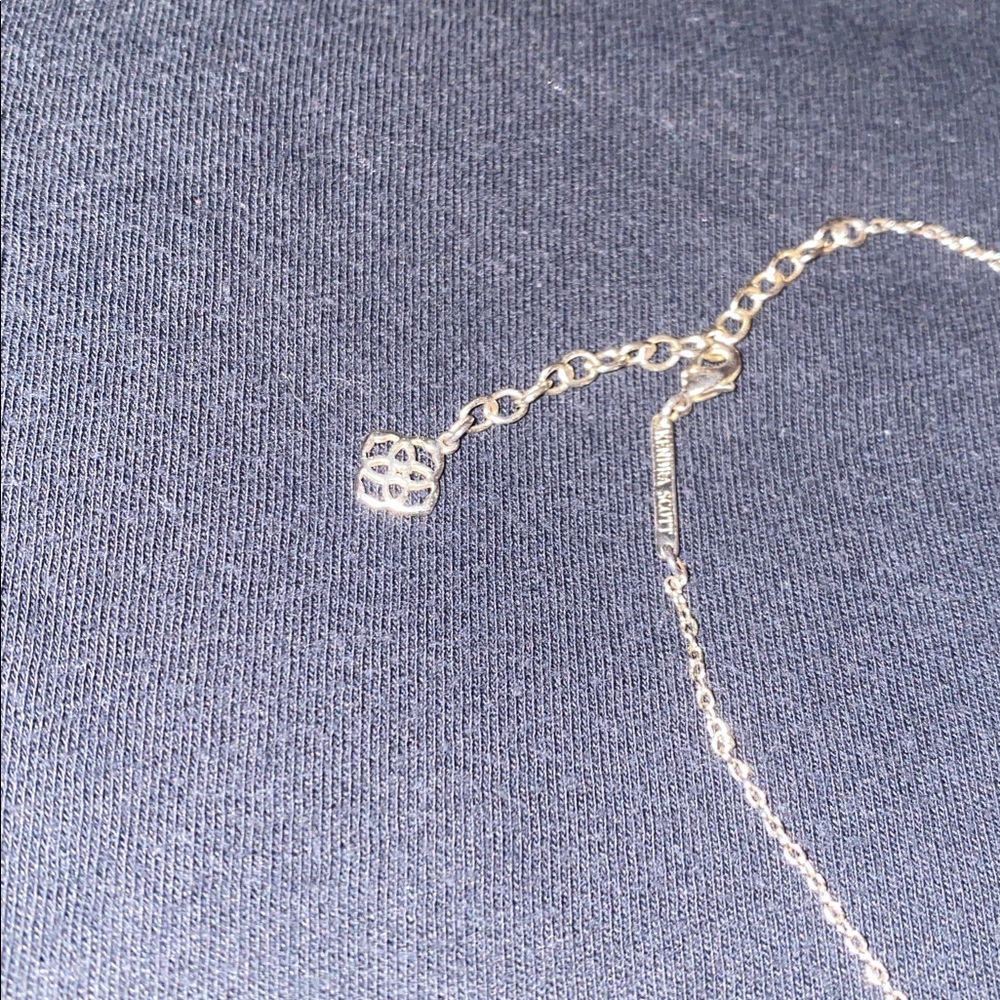 Kendra Scott Elisa Silver Druzy Oval Pendant Necklace Adjustable - Picture 5 of 6